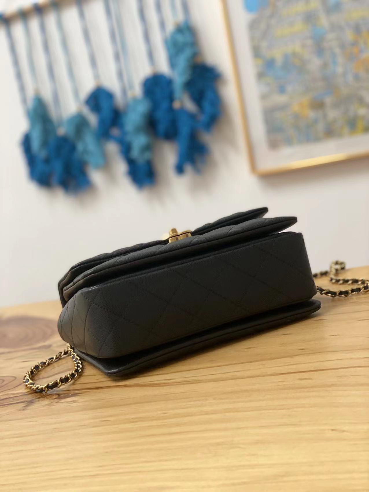 Handbag Chanel 3633 size 16*23*11.5 cm - vstockx