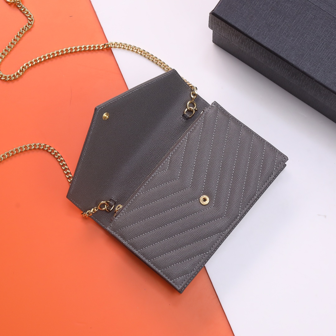 Handbags SAINT LAURENT 393953 size 19x11.5x4 cm - vstockx