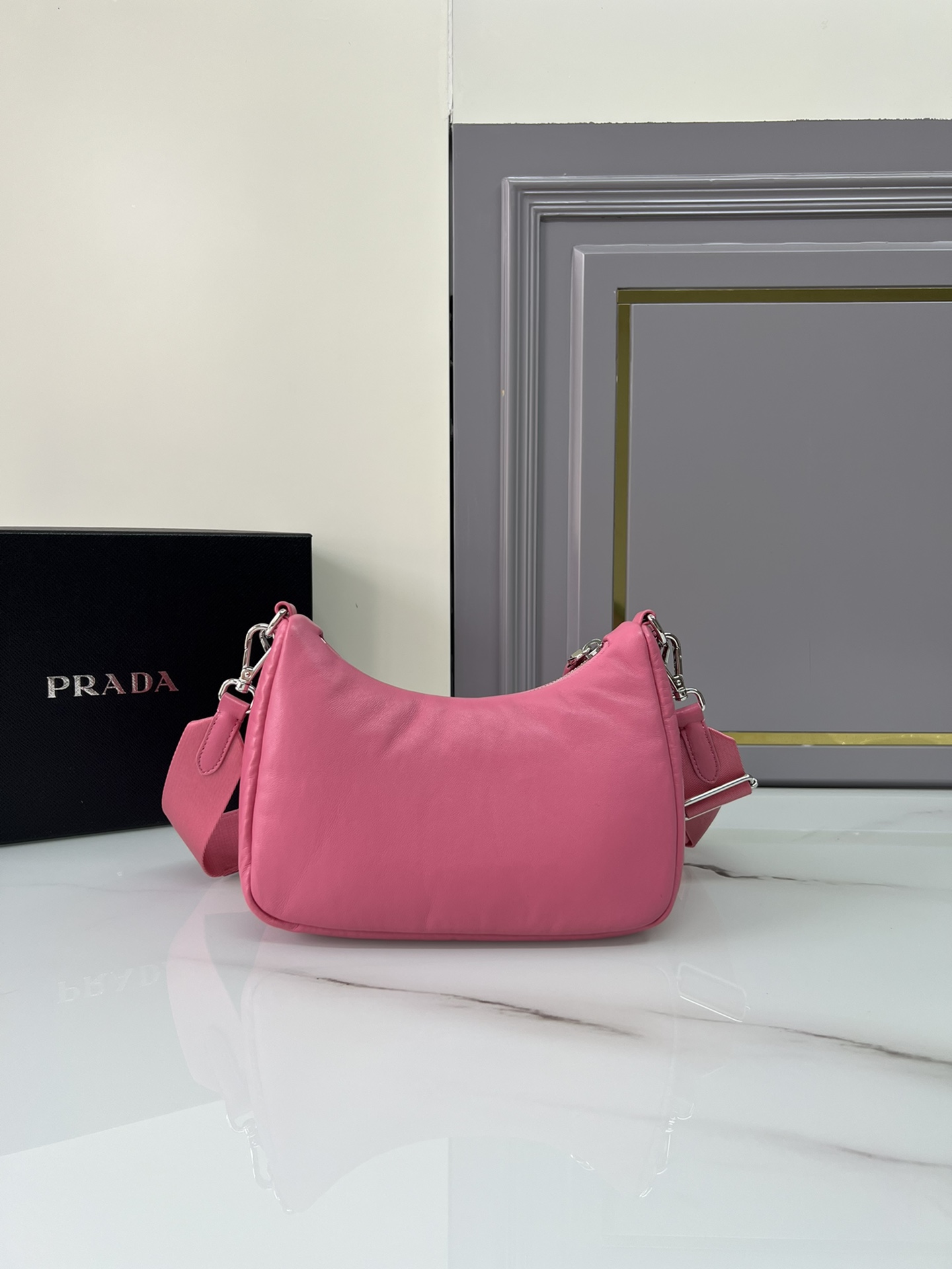 handbags prada 1BH204 22*18*6.5 - vstockx