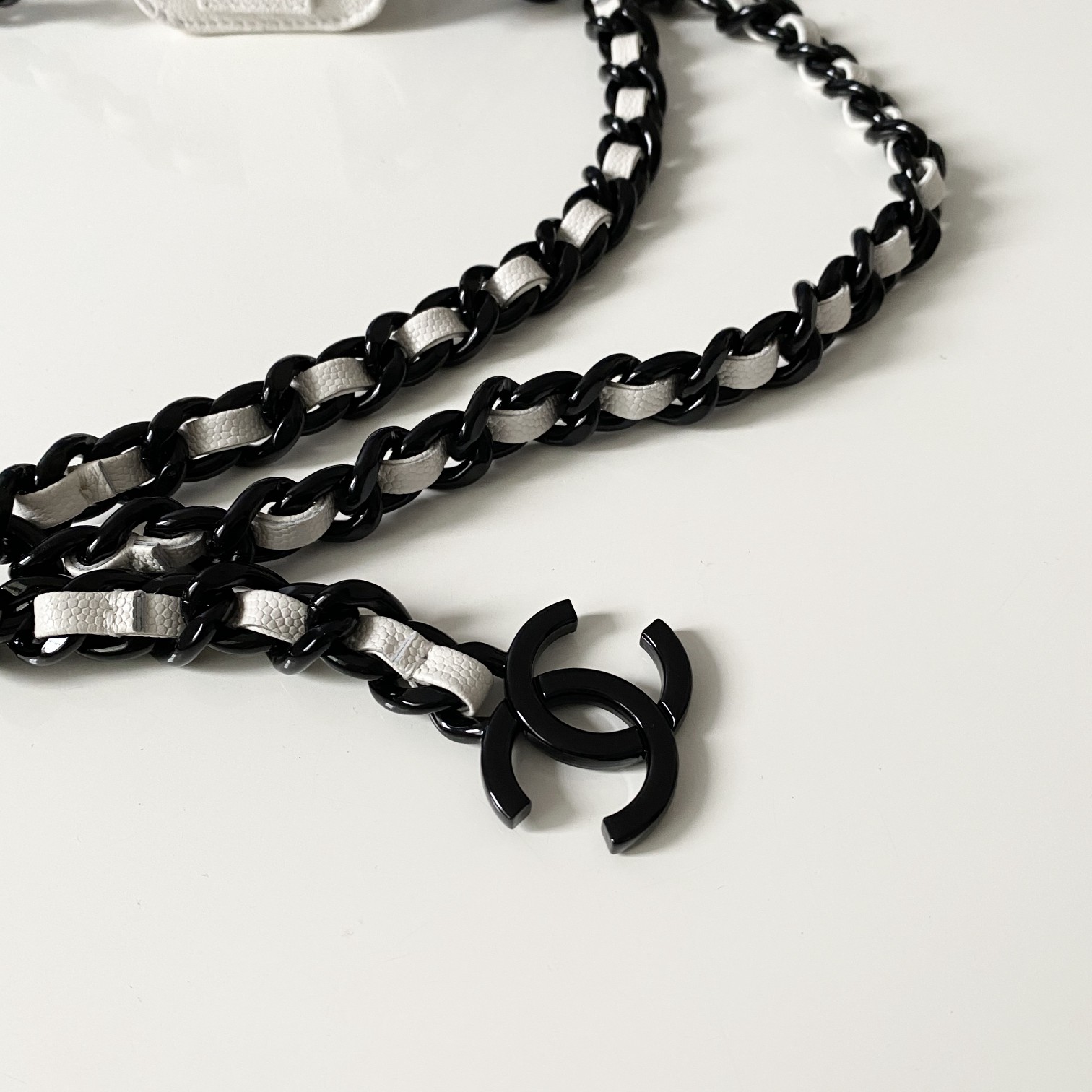 Handbag Chanel 81089 size 7 5 3 cm - vstockx