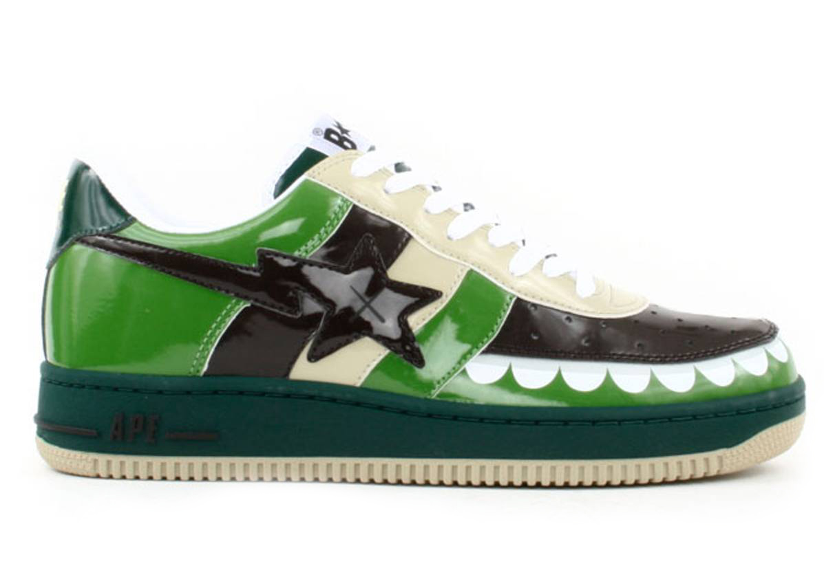 A Bathing Ape Bape Sta Low KAWS Chompers Green - vstockx