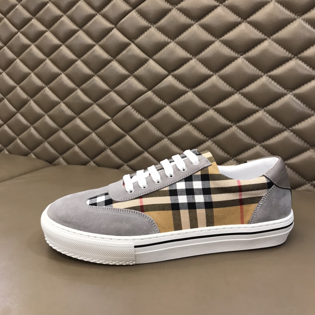 Burberry Perforated Check Sneaker 54 - vstockx