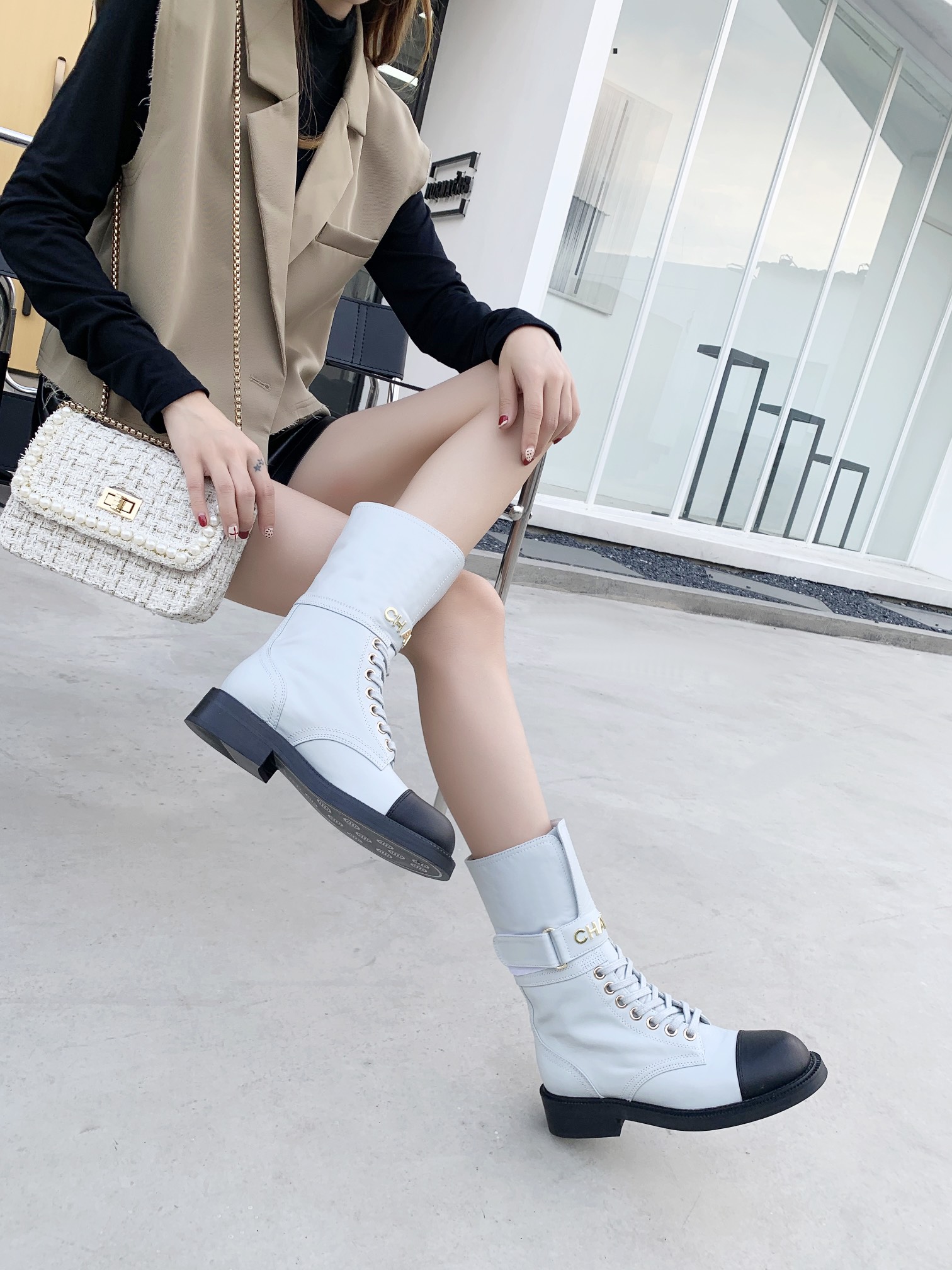 Chanel Boots 21 - vstockx