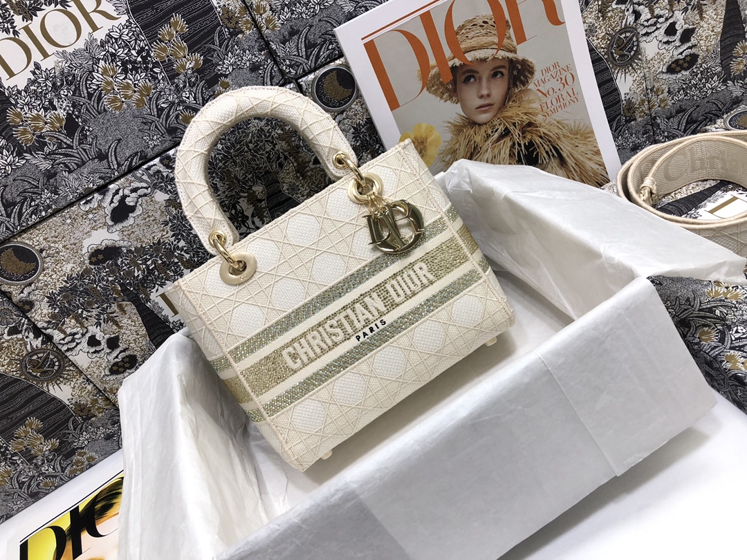 Handbag Dior M0565 size 24*20*11 cmm - vstockx