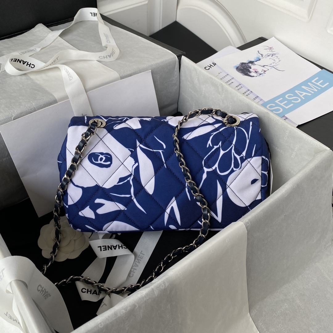 Handbag Chanel AS3521 size 15X24.5X5 cm - vstockx