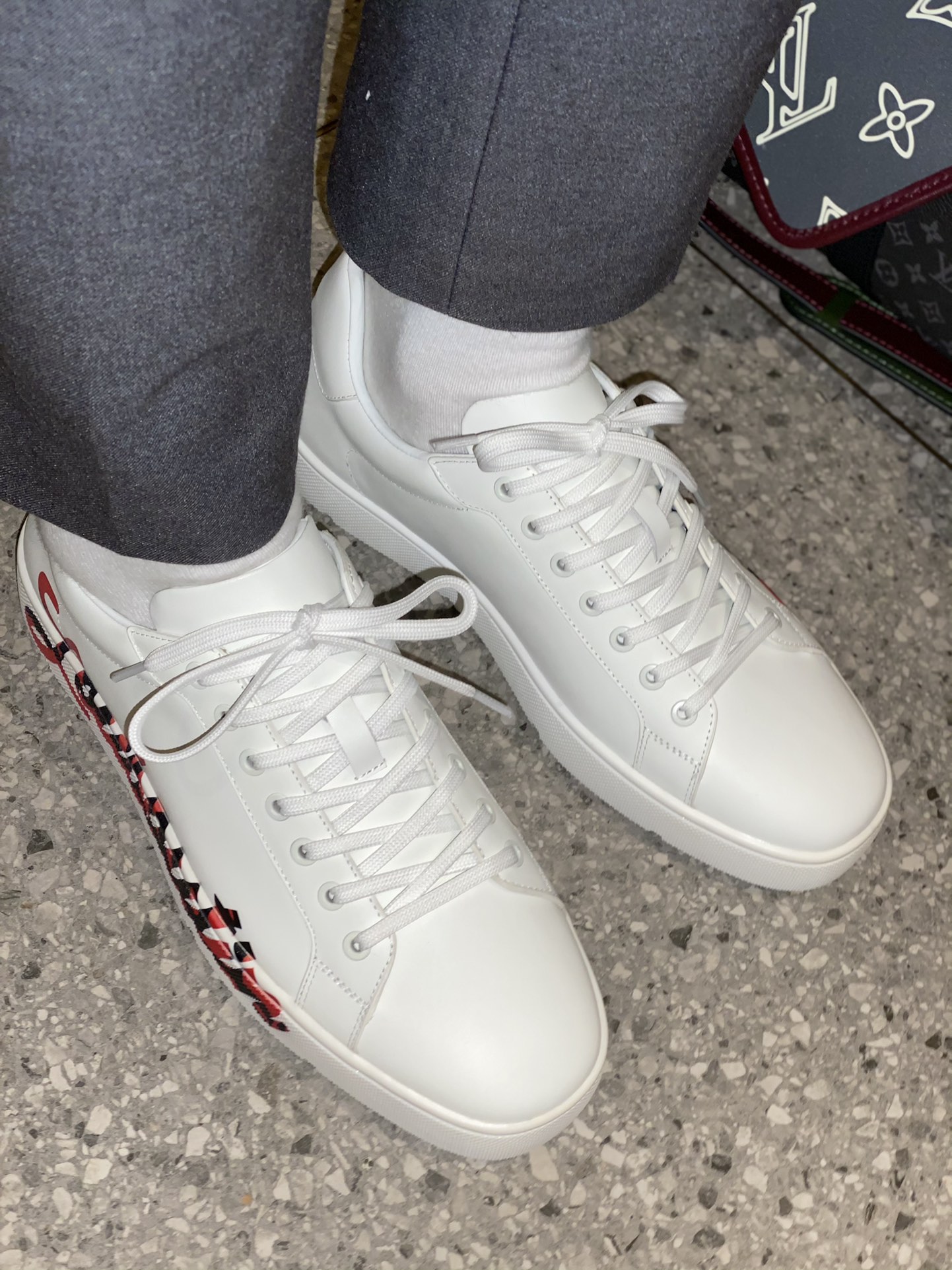 Christian Louboutin Low Top Sneakers 1 - vstockx
