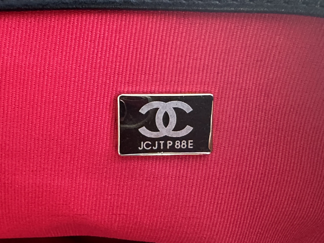 Handbag Chanel AS366 size 24 X41 X10 cm - vstockx