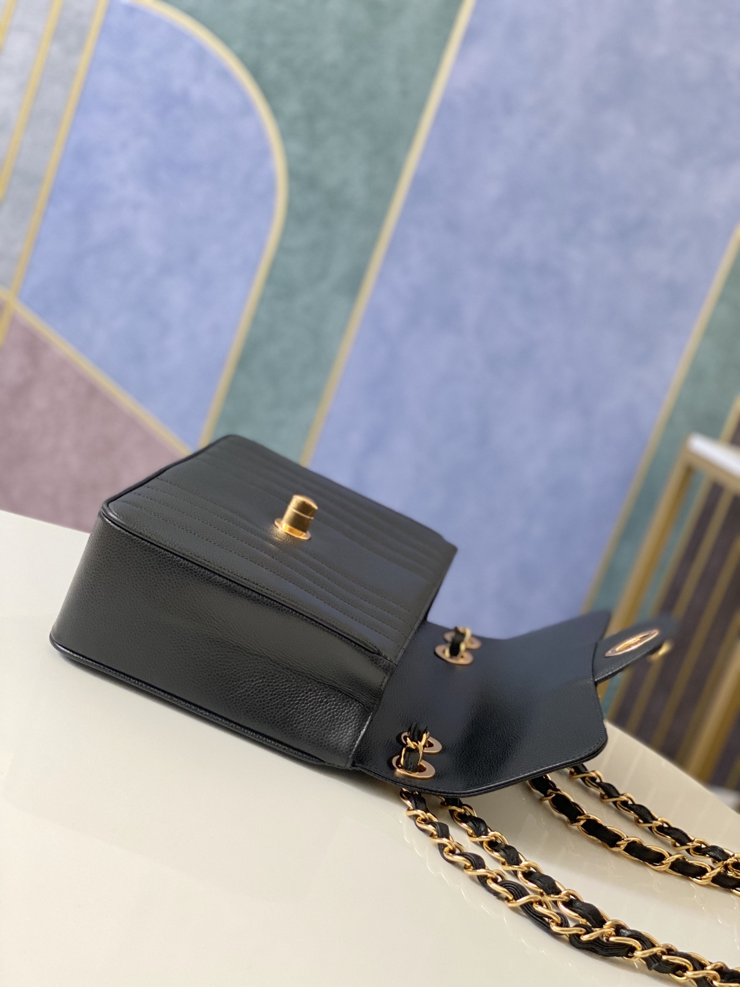 Handbag Chanel A88 size 30.21.8 cm - vstockx