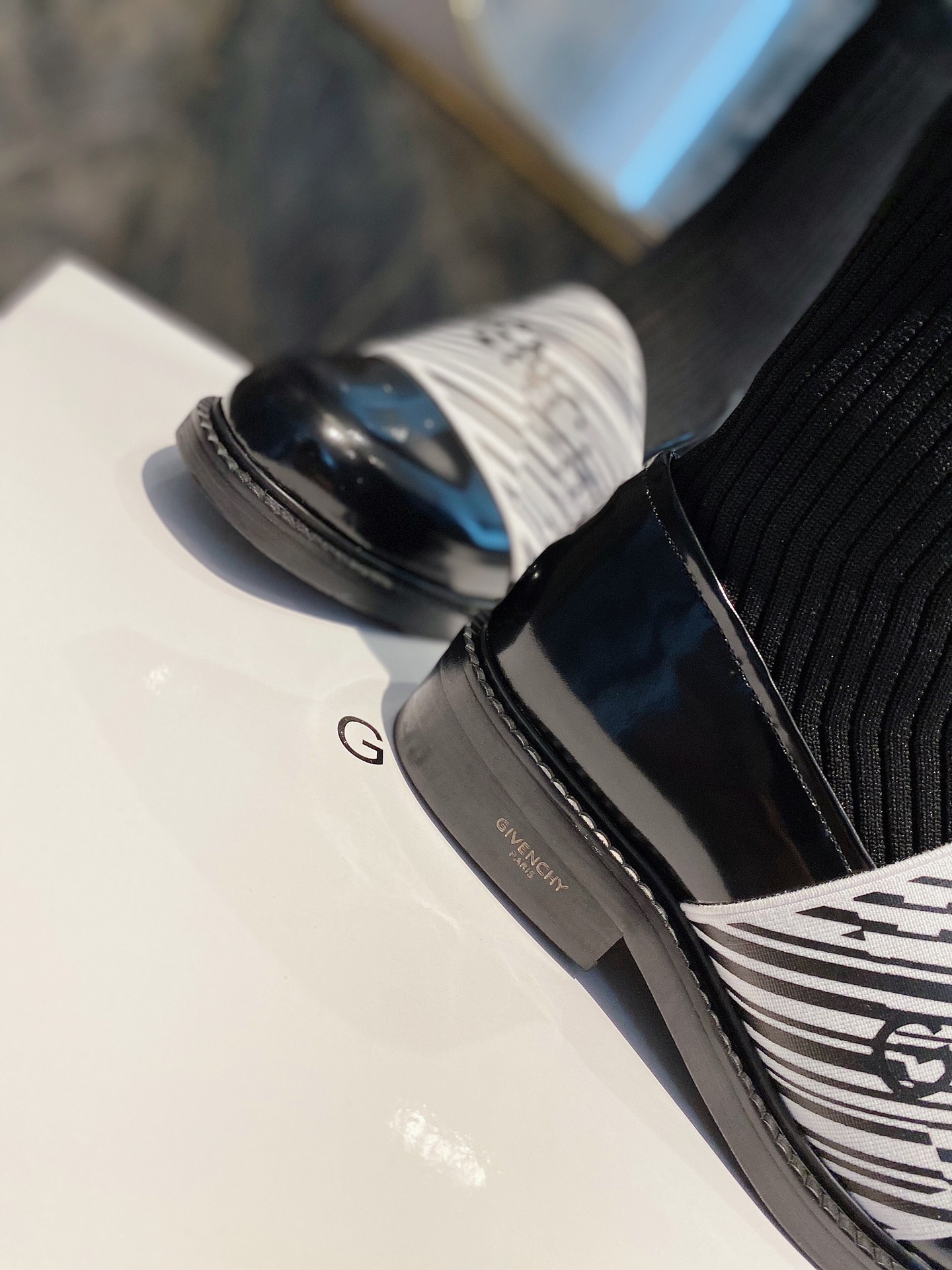Givenchy Boots 5 - vstockx