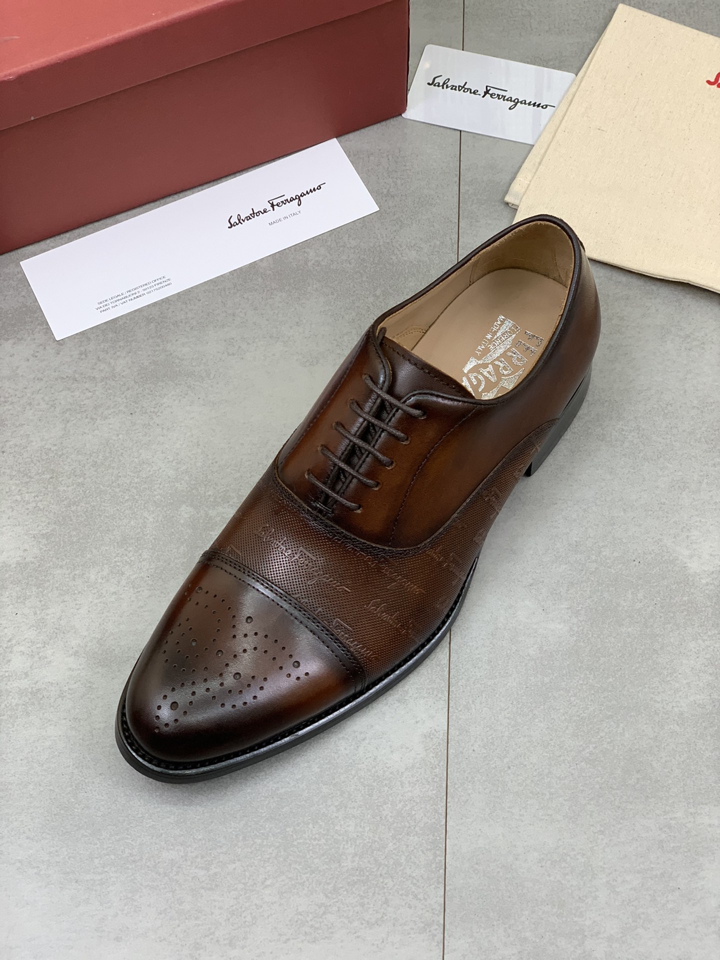 Salvatore Ferragamo Boots 16 - vstockx