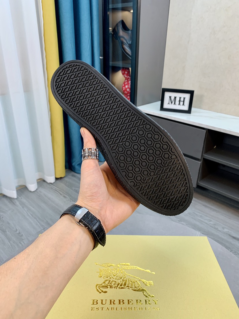 Burberry Logo Print Two-Tone White Black - vstockx