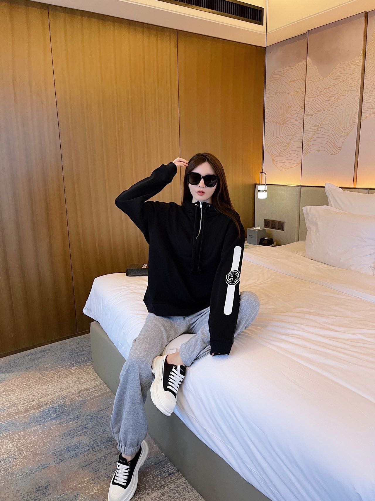 Clothes Gucci 410 - vstockx