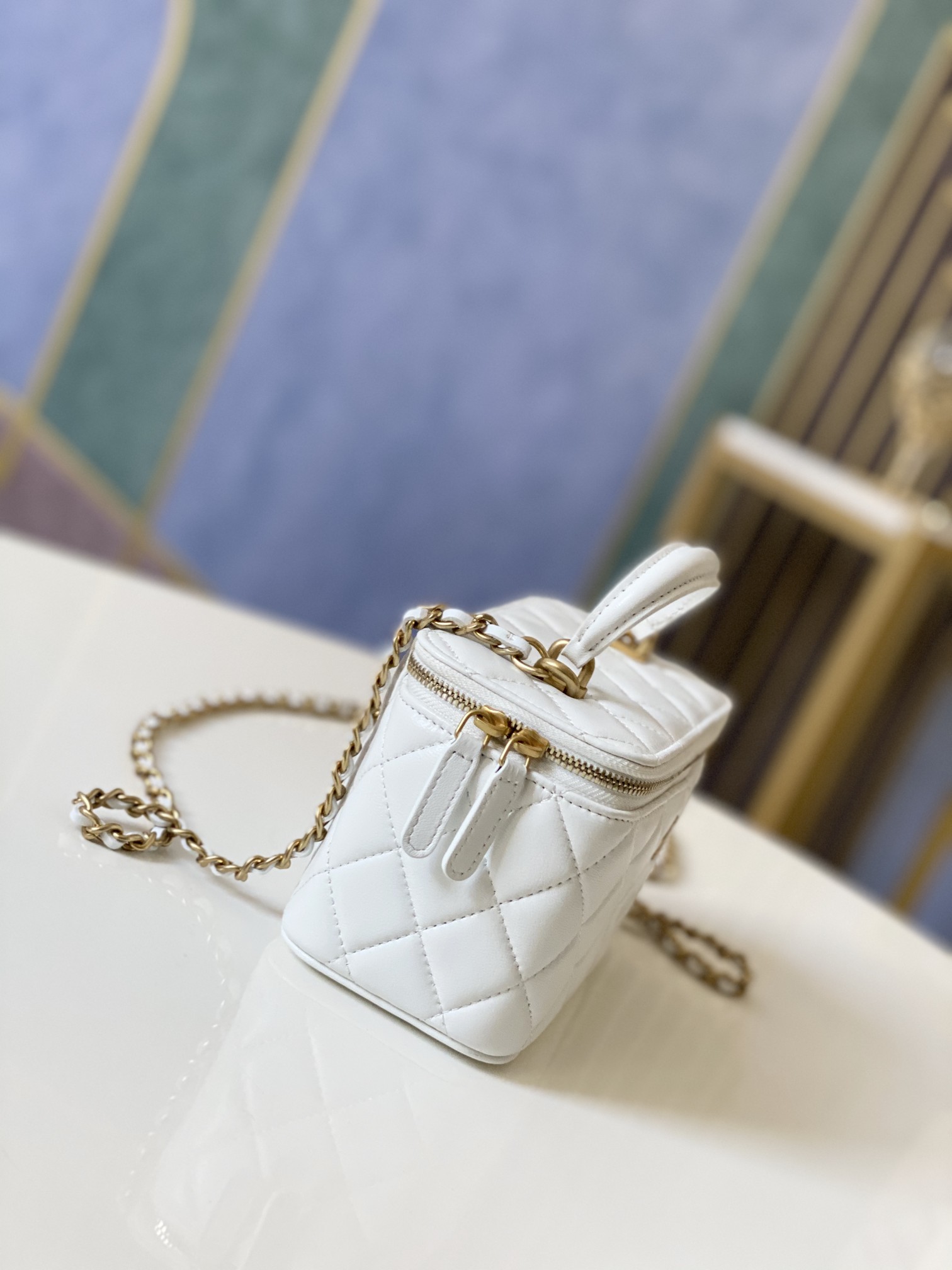 Handbag chanel 81118 size 9.5 17 8 cm - vstockx