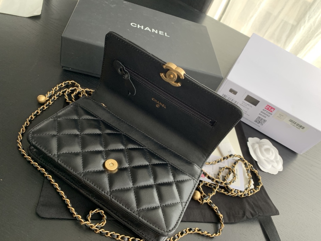 Handbag Chanel 2289 size 19 cm - vstockx