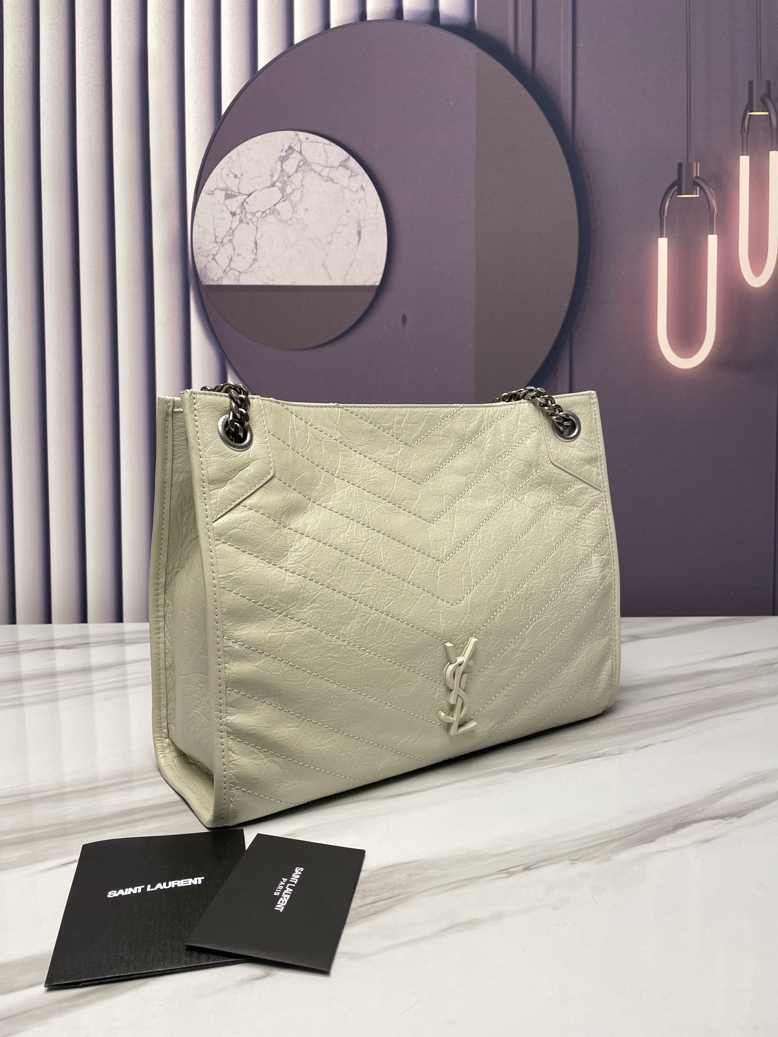 Handbags SAINT LAURENT 577999 size 33x27x11.5 cm - vstockx