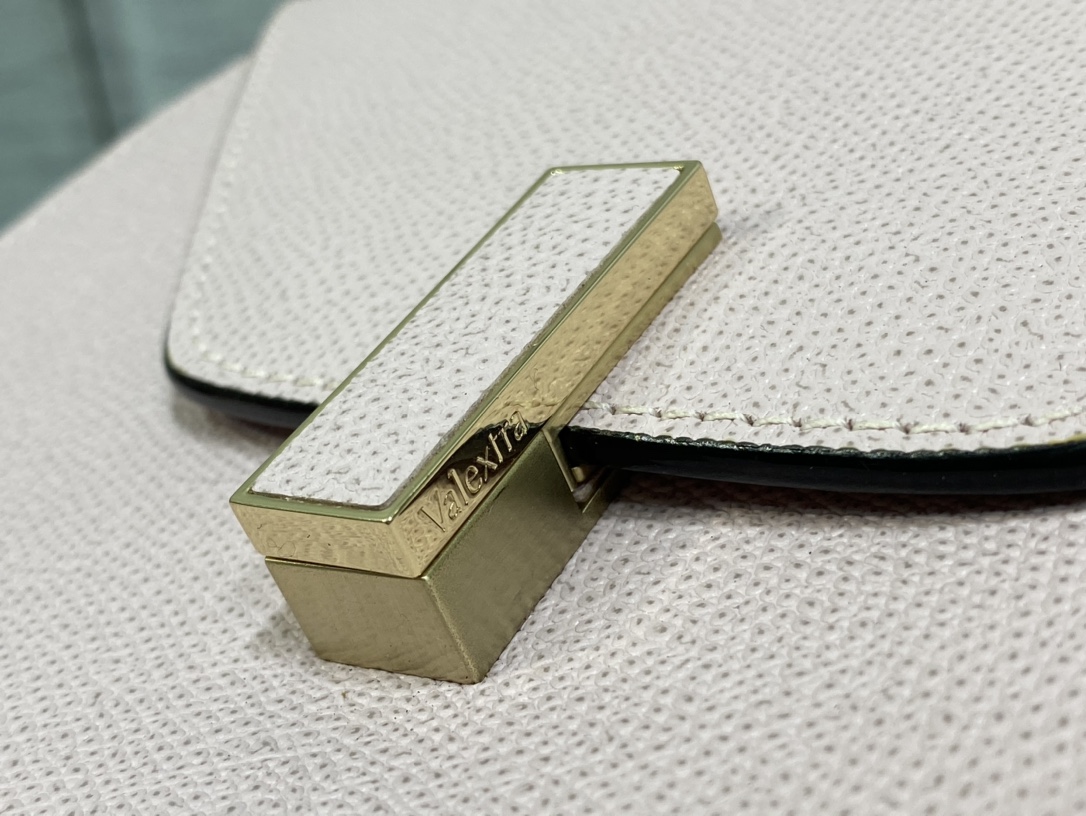 Handbag VALEXTRA size ** - vstockx