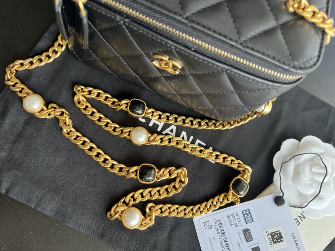 Handbag Chanel AP2937 size 8.5cmx11cmx7 cm - vstockx
