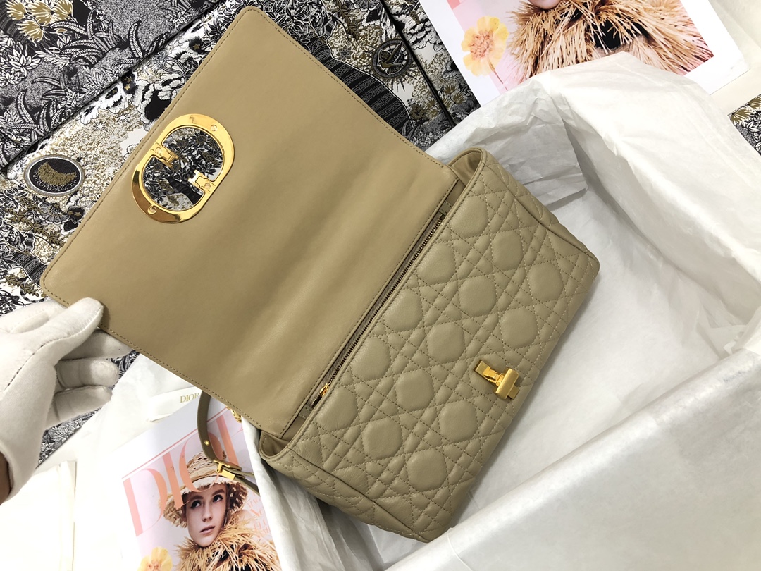 Handbag Dior M9242 size 25.5 x 15.5 x 8 cm - vstockx