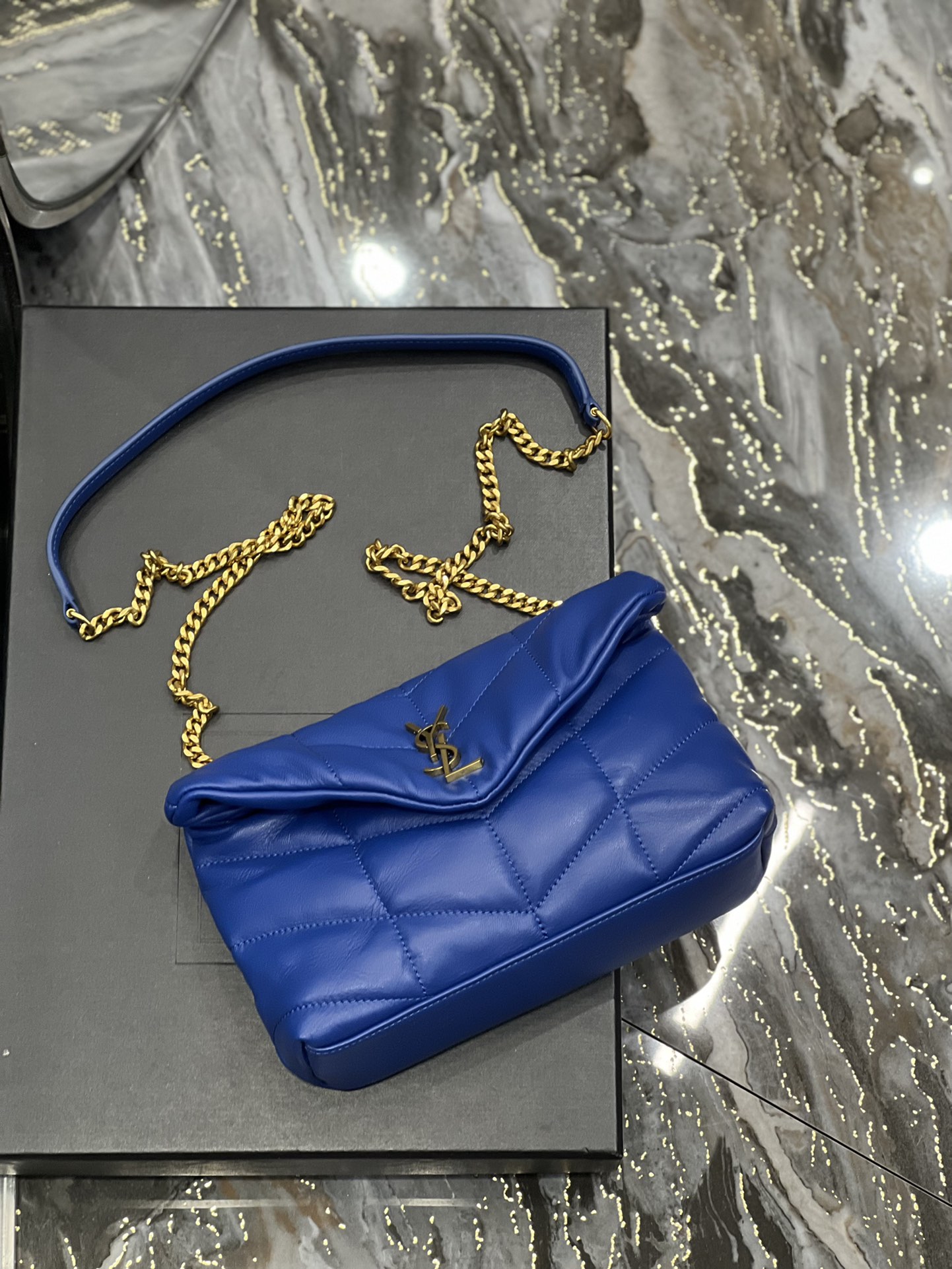 Handbags SAINT LAURENT 620333 size 23  15.5  8.5 cm - vstockx