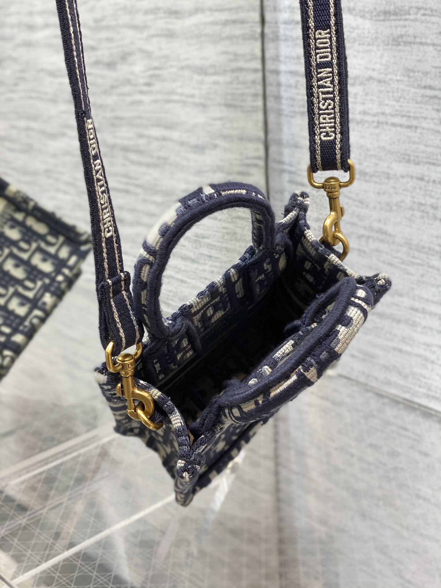 Handbag Dior size 13.5*5*18 cm - vstockx