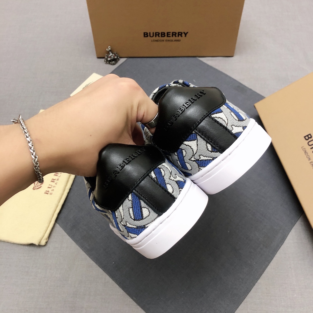Burberry Perforated Check Sneaker 7 - vstockx