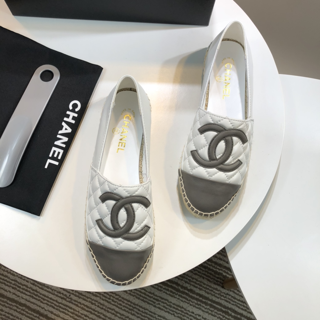 Chanel Loafers 58 - vstockx
