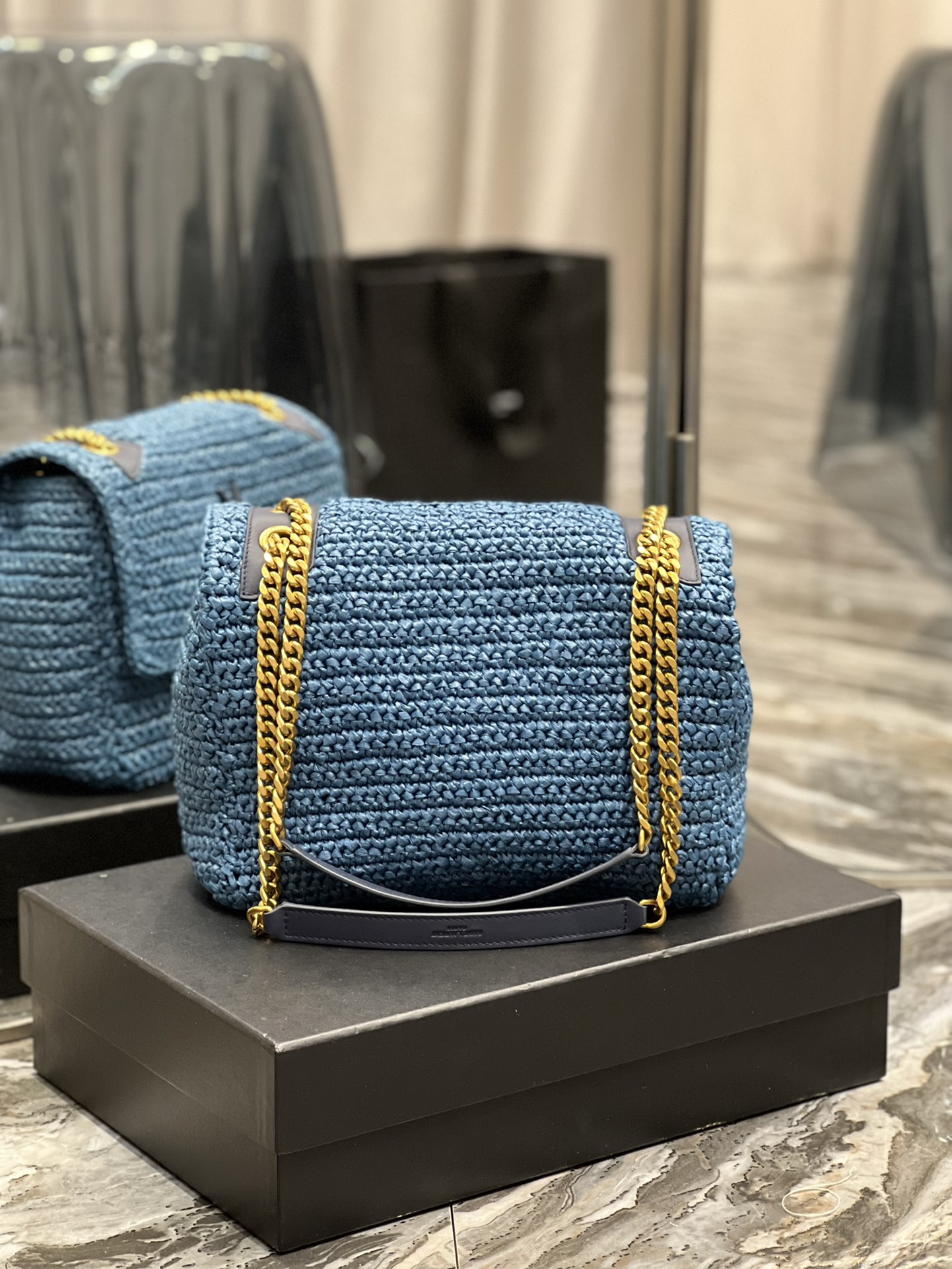 Handbags SAINT LAURENT 633158 size 28  20.5  8.5 cm - vstockx