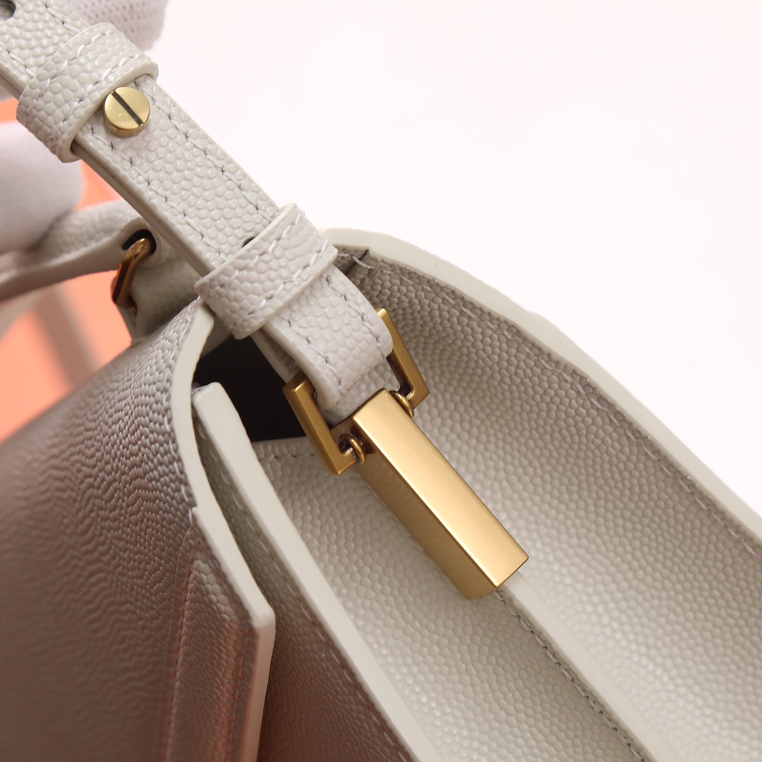 Handbags SAINT LAURENT 602716 size 20  16  7.5 cm - vstockx