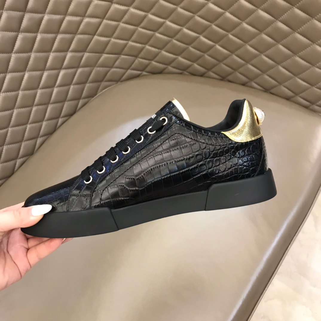 Dolce & Gabbana Low Tops Sneakers 114 - vstockx