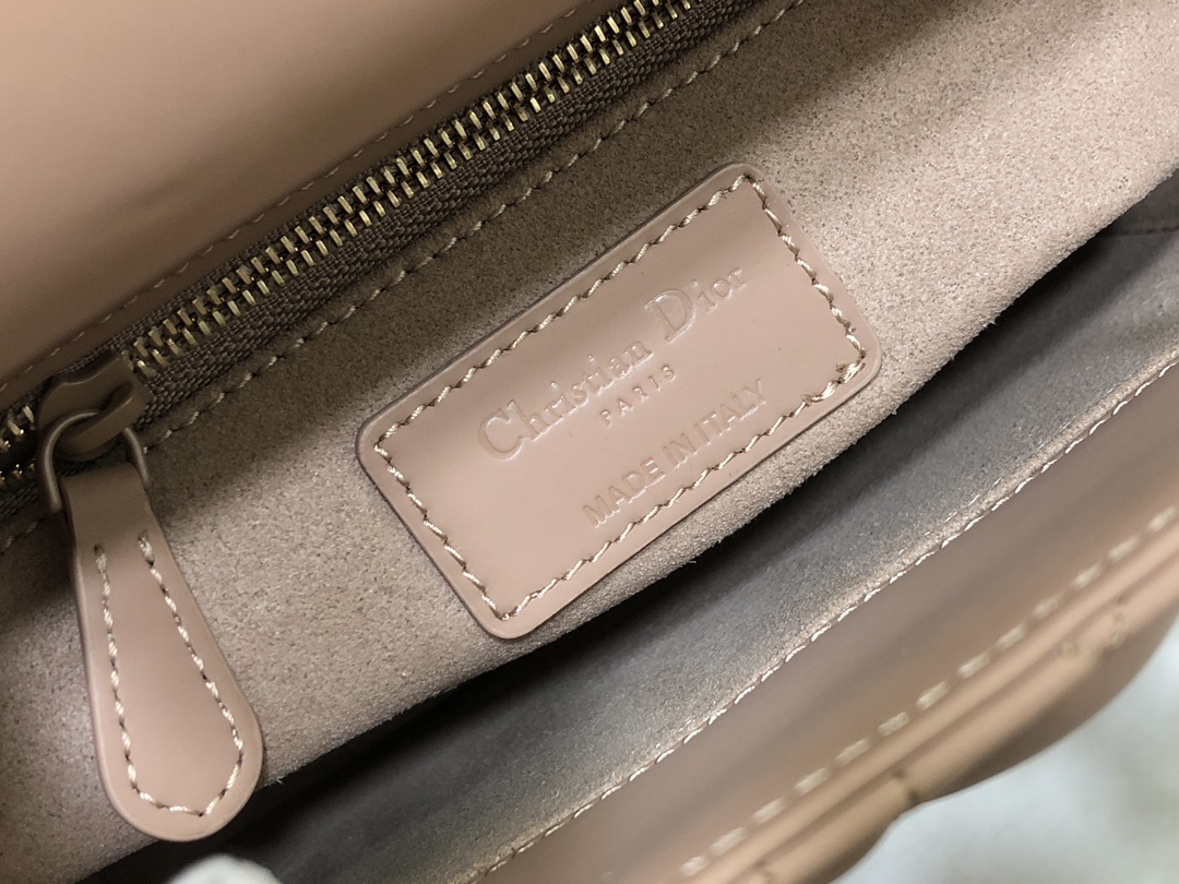 Handbag Dior M0538 size 20*16.5*8 cm - vstockx