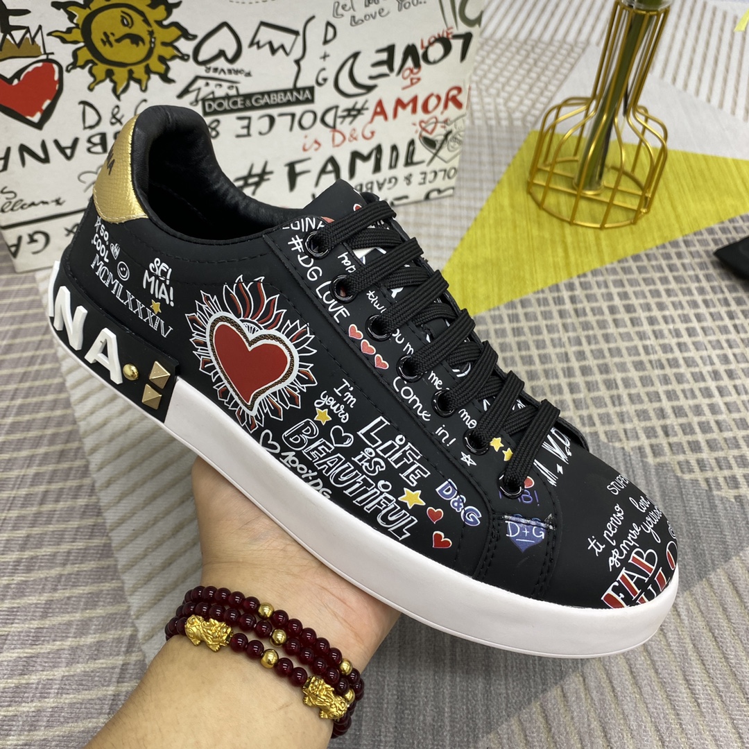 Dolce & Gabbana Low Tops Sneakers 96 - vstockx