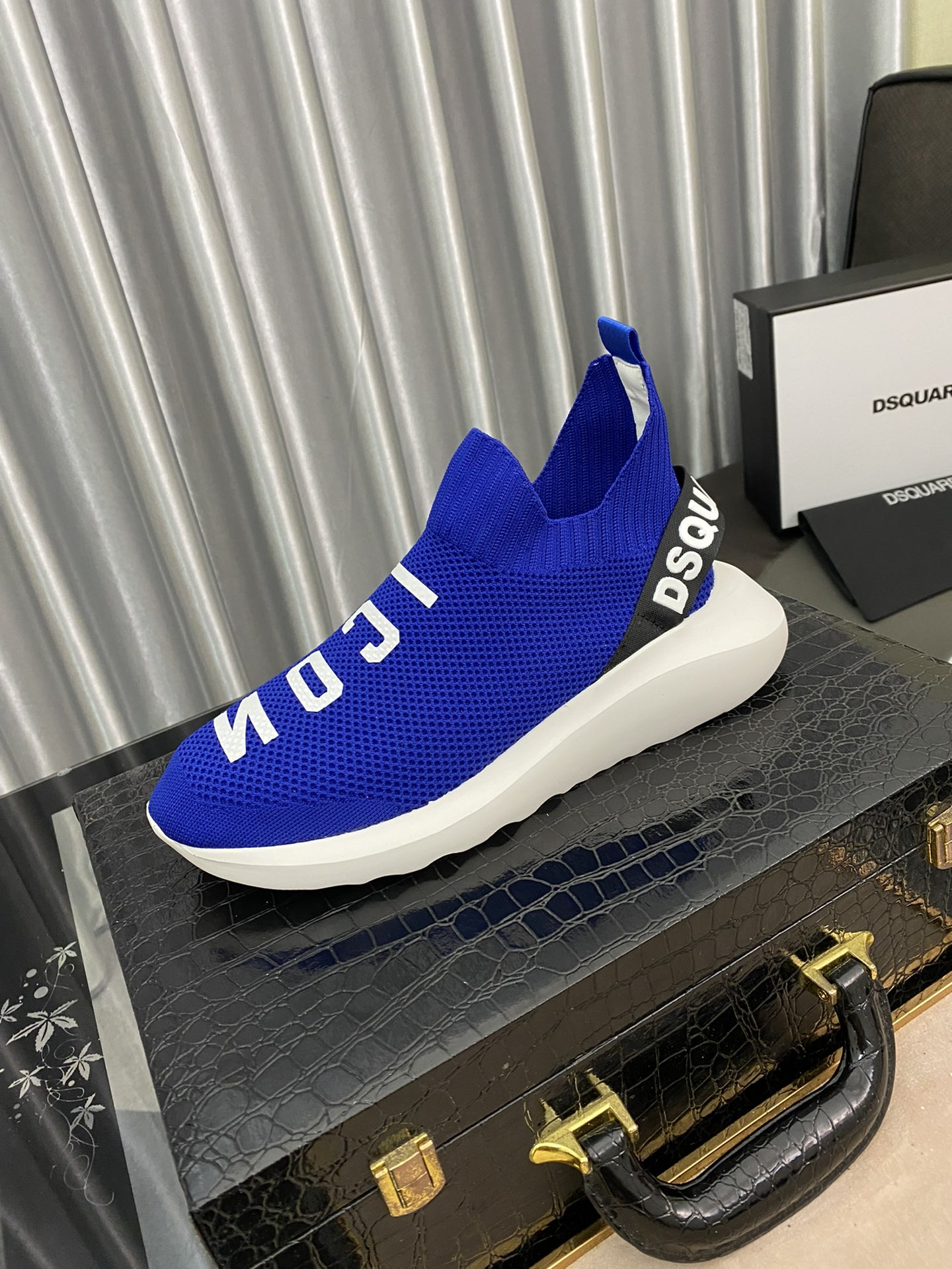 DSQUARED2 sneaker 39 - vstockx