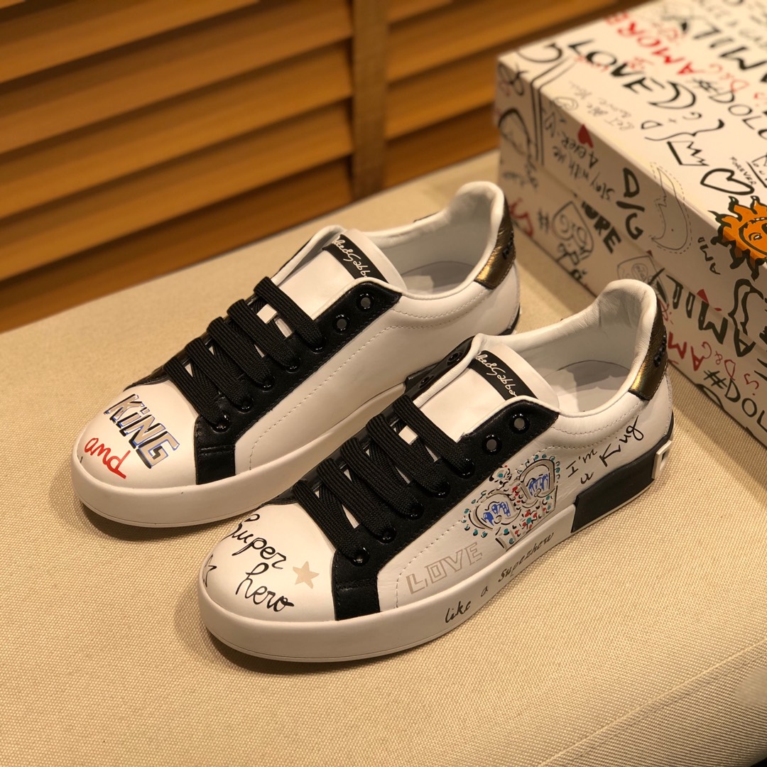 Dolce & Gabbana Low Tops Sneakers 136 - vstockx