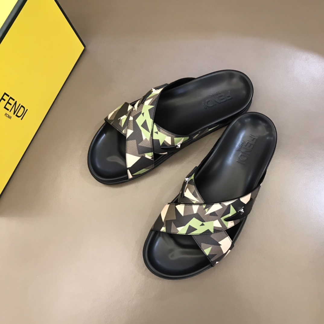 Fendi Slides 20 - vstockx