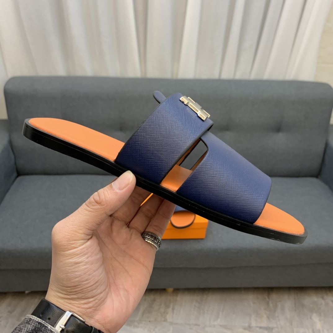 Hermes Sandals 33 - vstockx