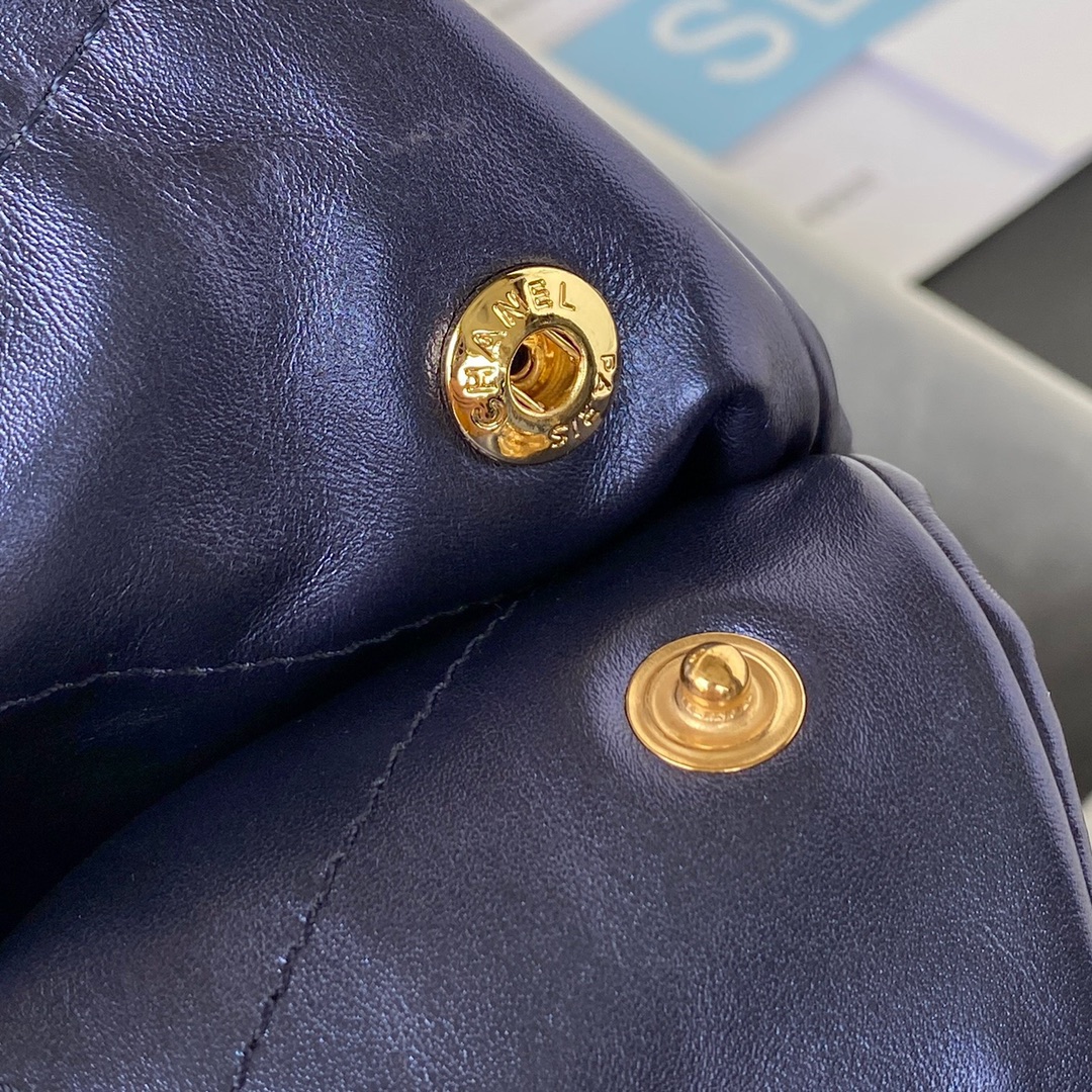 Handbag Chanel AS3261 size 39  42  8 cm - vstockx