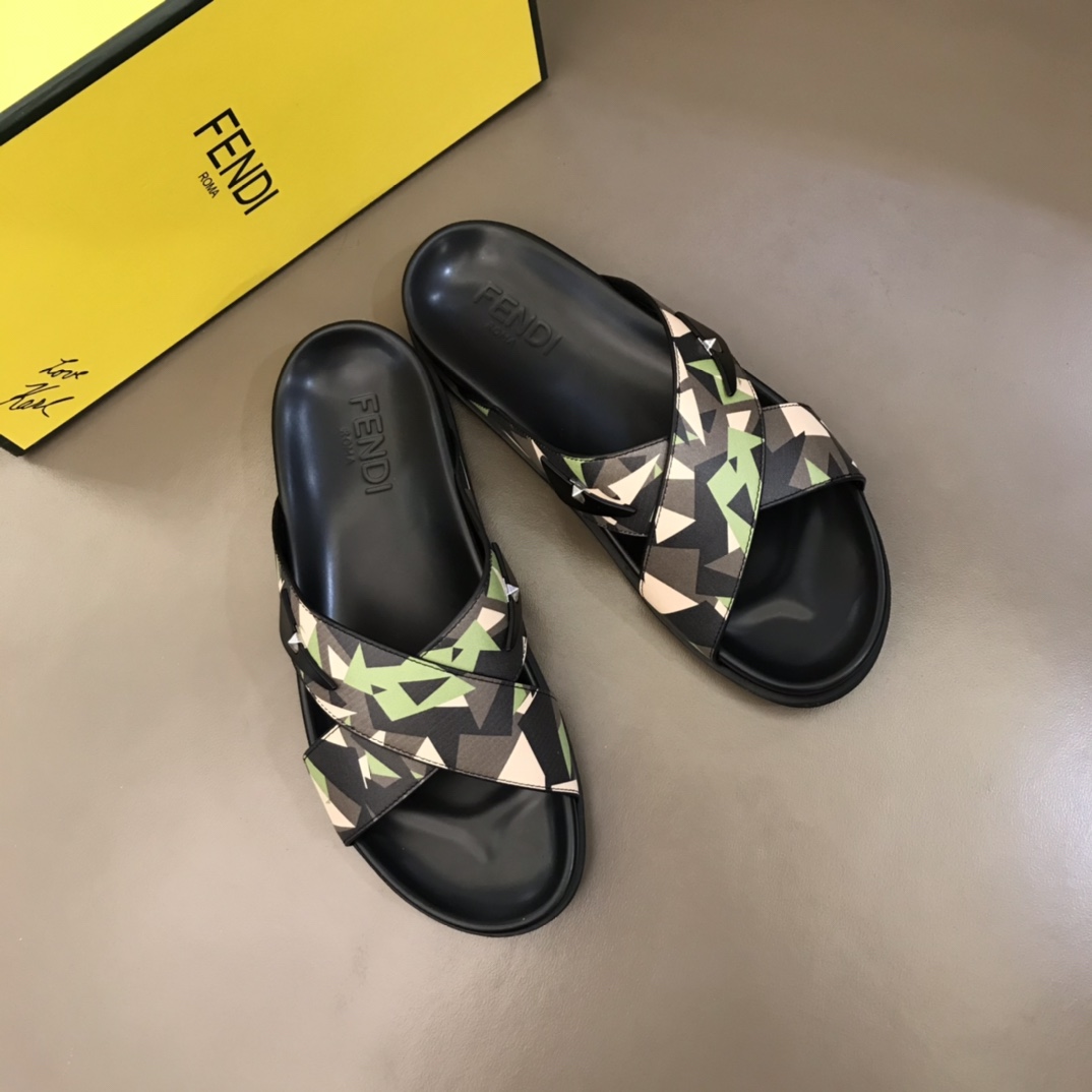 Fendi Slides 20 - vstockx