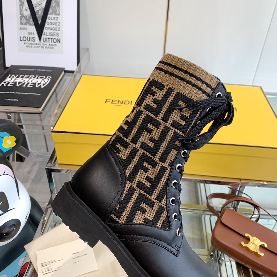 Fendi Boots 14 - vstockx