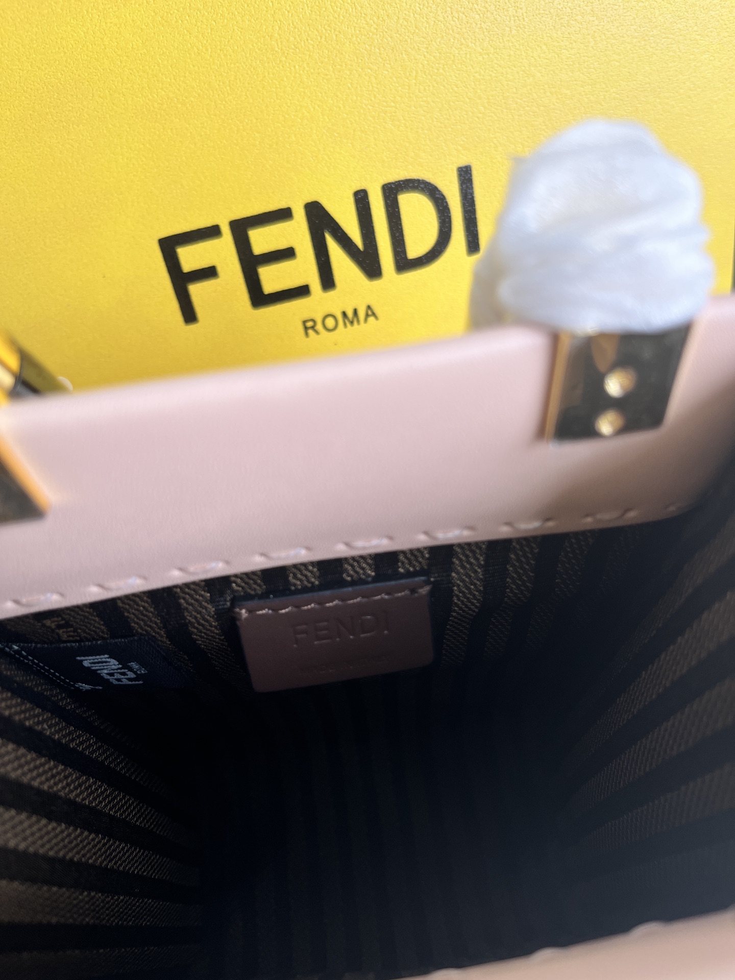 handbags FENDI 208 size:18*13*6.5 - vstockx