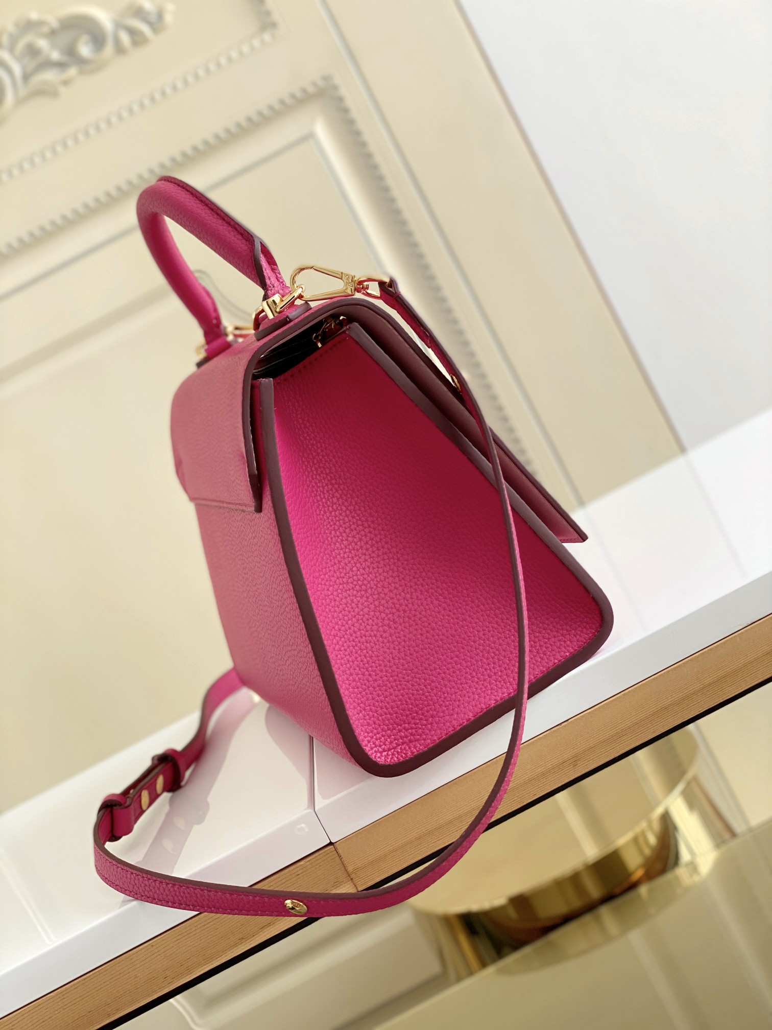 Handbag Louis Vuitton M57090 size 29.0  21.0  12 cm - vstockx