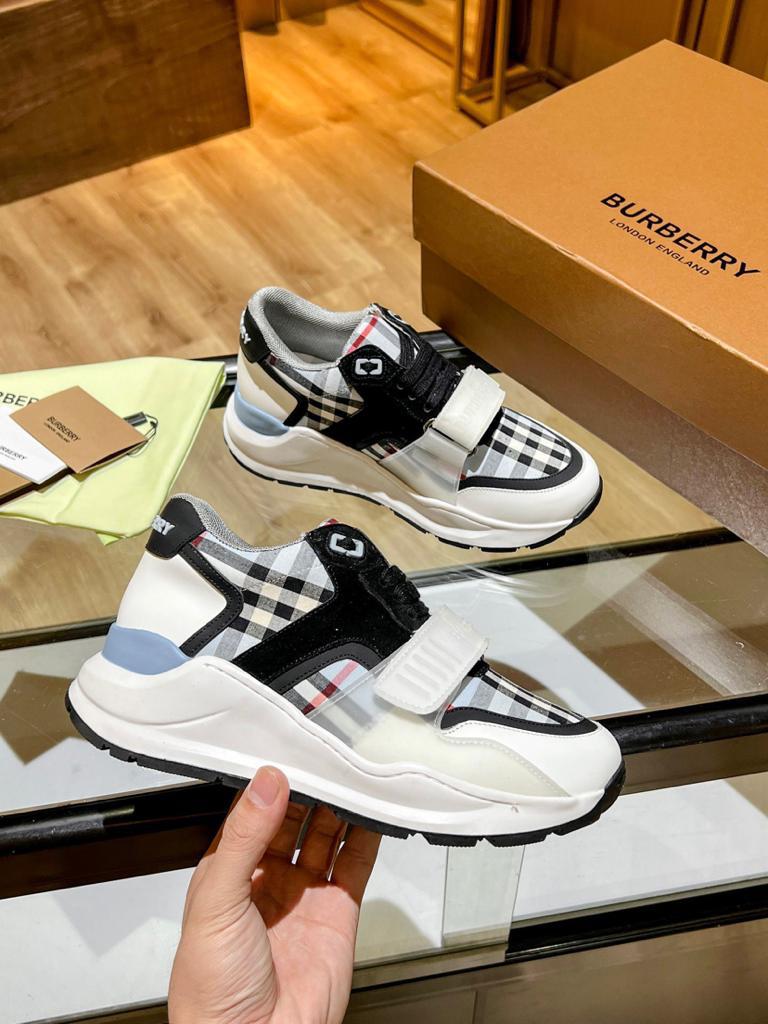 Burberry Ramsey Haymarket Check Print Light Blue White Black - vstockx