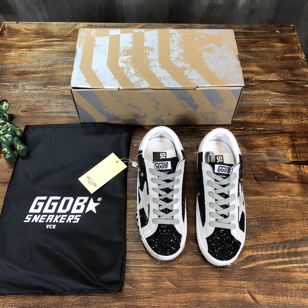 Golden Goose Superstar distressed-finish sneakers 8 - vstockx