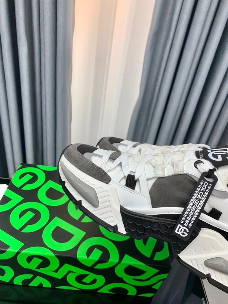 Dolce & Gabbana shoes 1 - vstockx