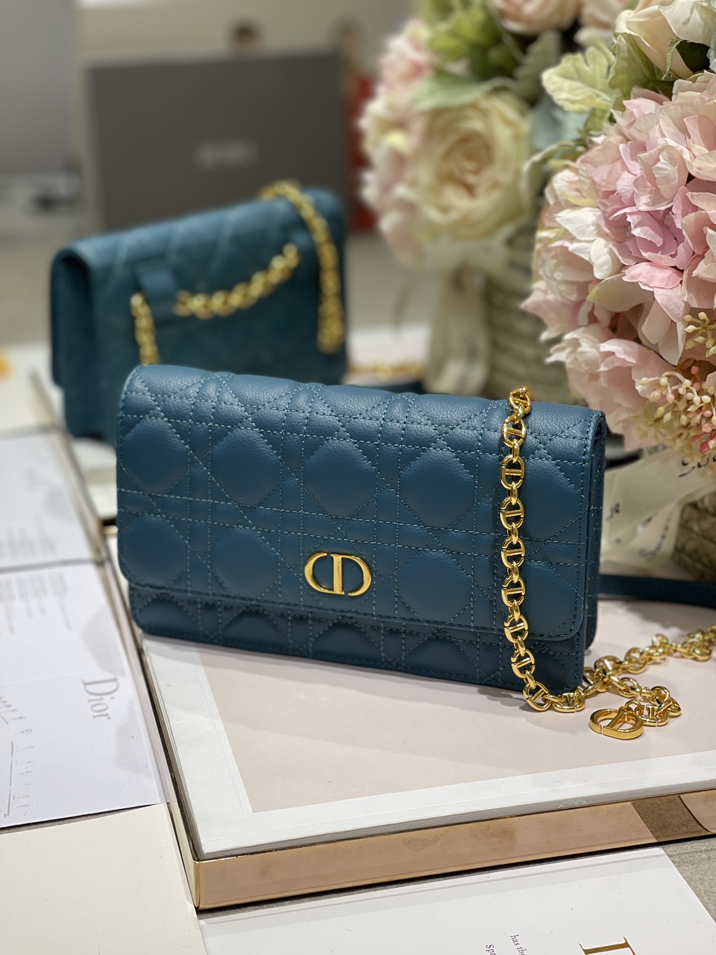 Handbag Dior 5091 size 20 x 11.5 x 3.5 cm - vstockx