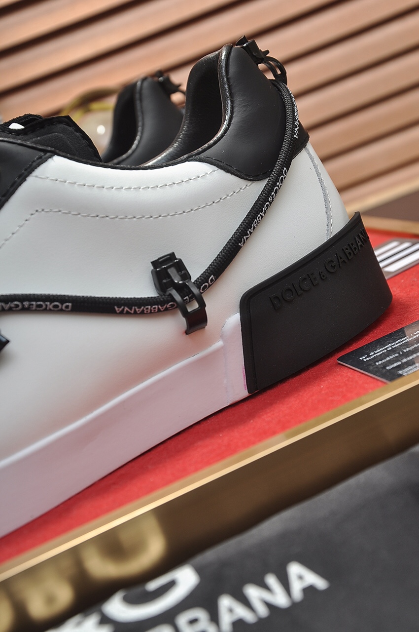 Dolce & Gabbana Low Tops Sneakers 63 - vstockx