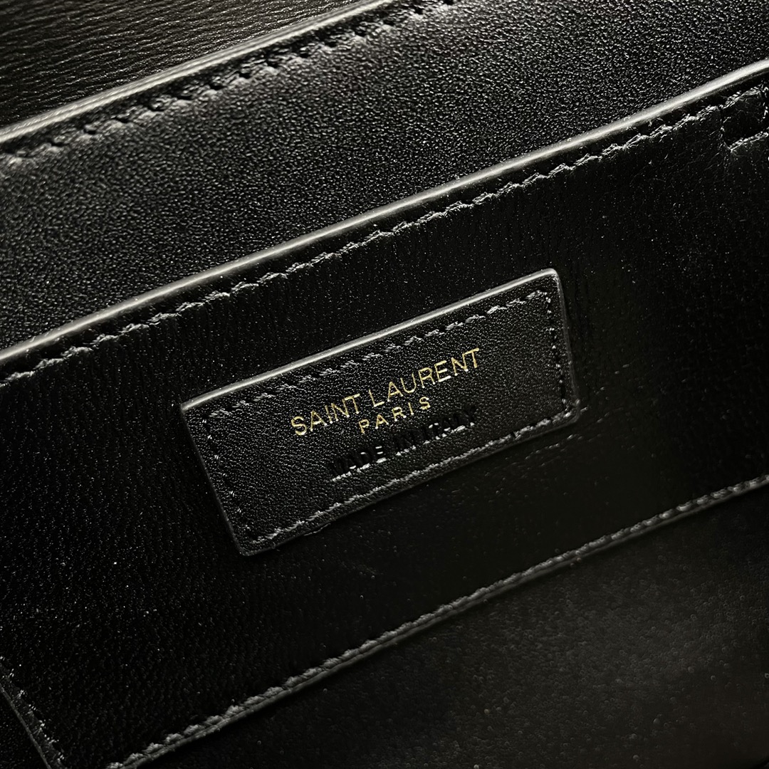 Handbags SAINT LAURENT 634305 size 23*16*6 cm - vstockx