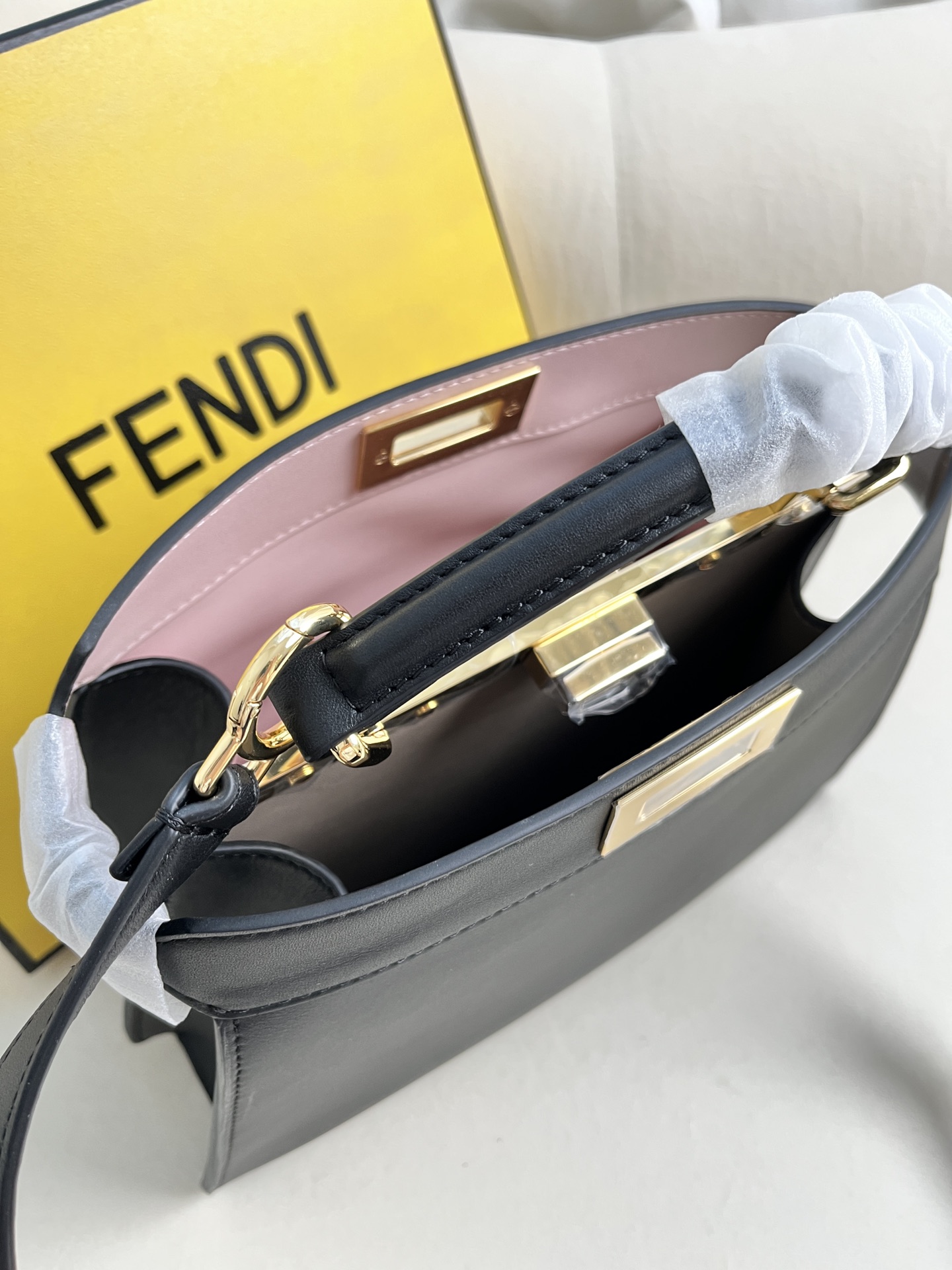 handbags FENDI 0229 size:27*21*11cm - vstockx