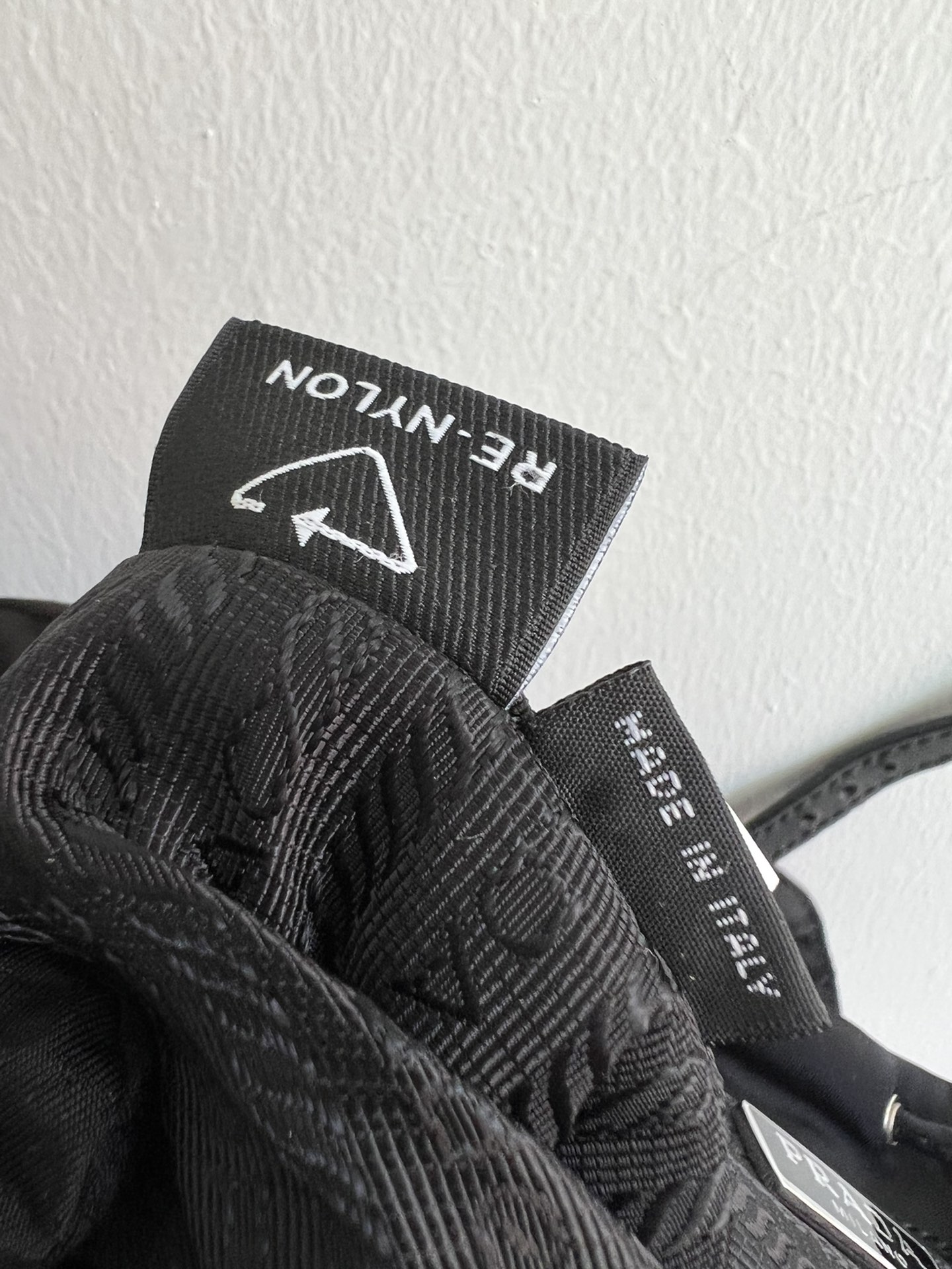 handbags prada 1BH029 17*15.5*8 - vstockx