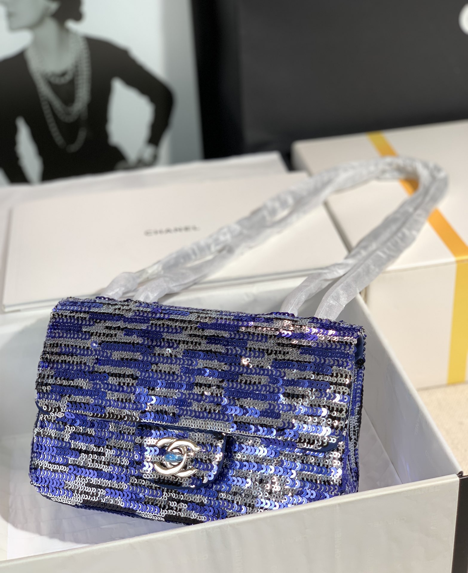 Handbag Chanel size 19 Cm - vstockx
