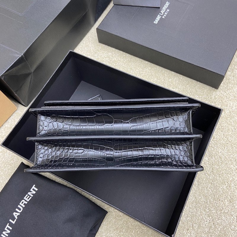 Handbags SAINT LAURENT 442906 size 22x8x16 cm - vstockx